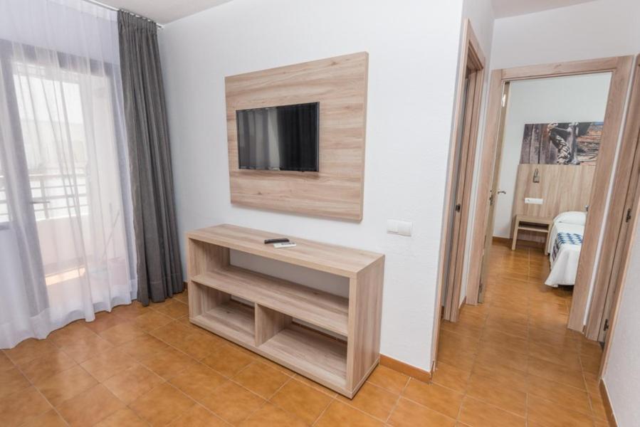 Apartments Niko Santa Eularia des Riu Kültér fotó