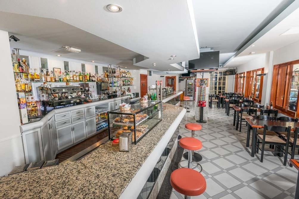 Apartments Niko Santa Eularia des Riu Kültér fotó