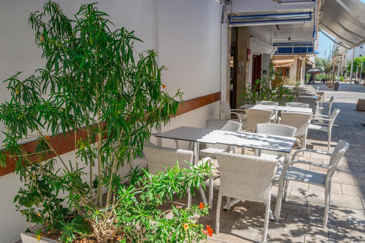 Apartments Niko Santa Eularia des Riu Kültér fotó