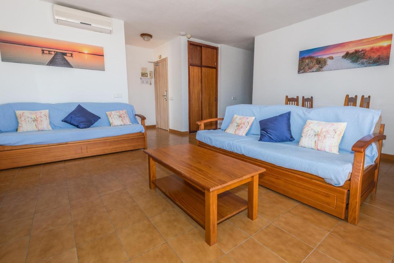 Apartments Niko Santa Eularia des Riu Kültér fotó