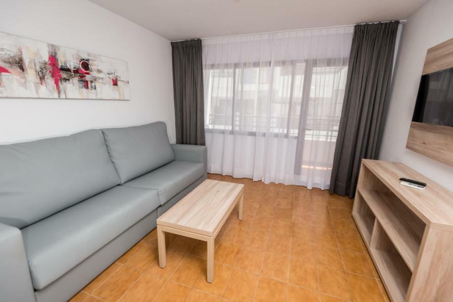 Apartments Niko Santa Eularia des Riu Kültér fotó